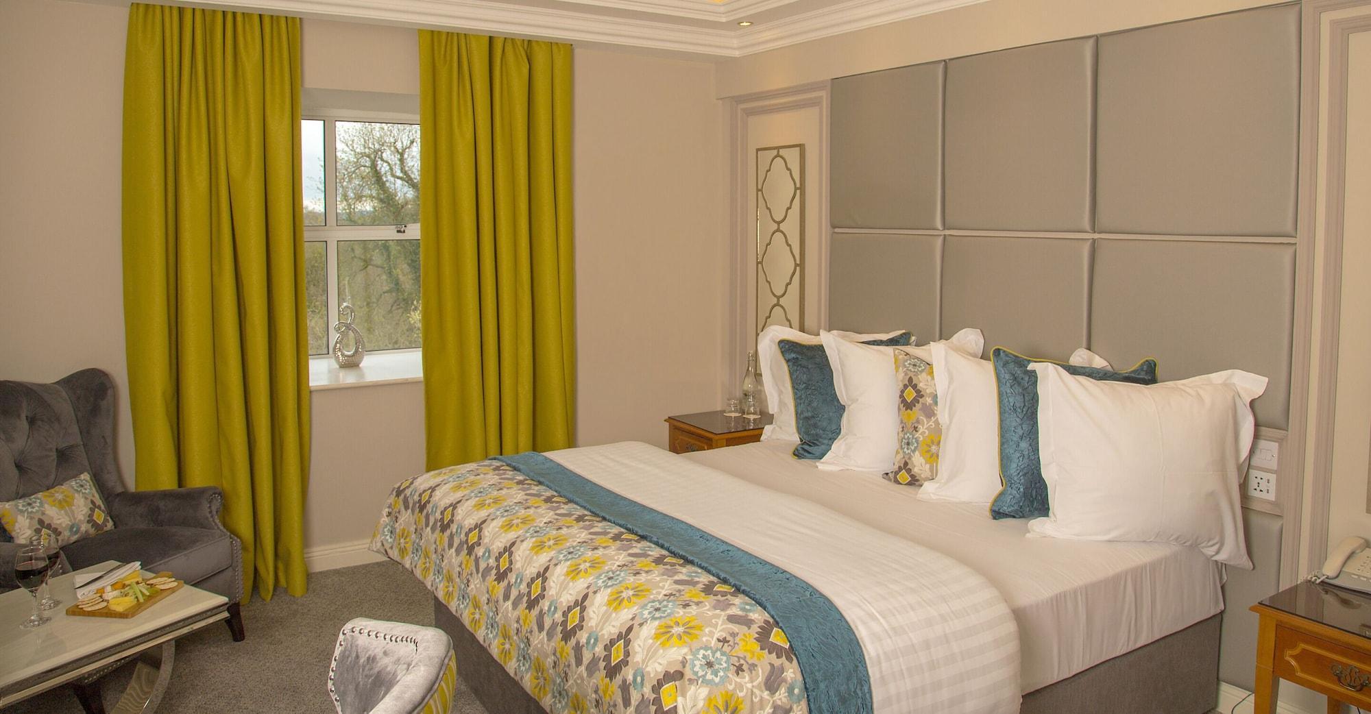 Cork's Vienna Woods Hotel & Villas Exteriör bild
