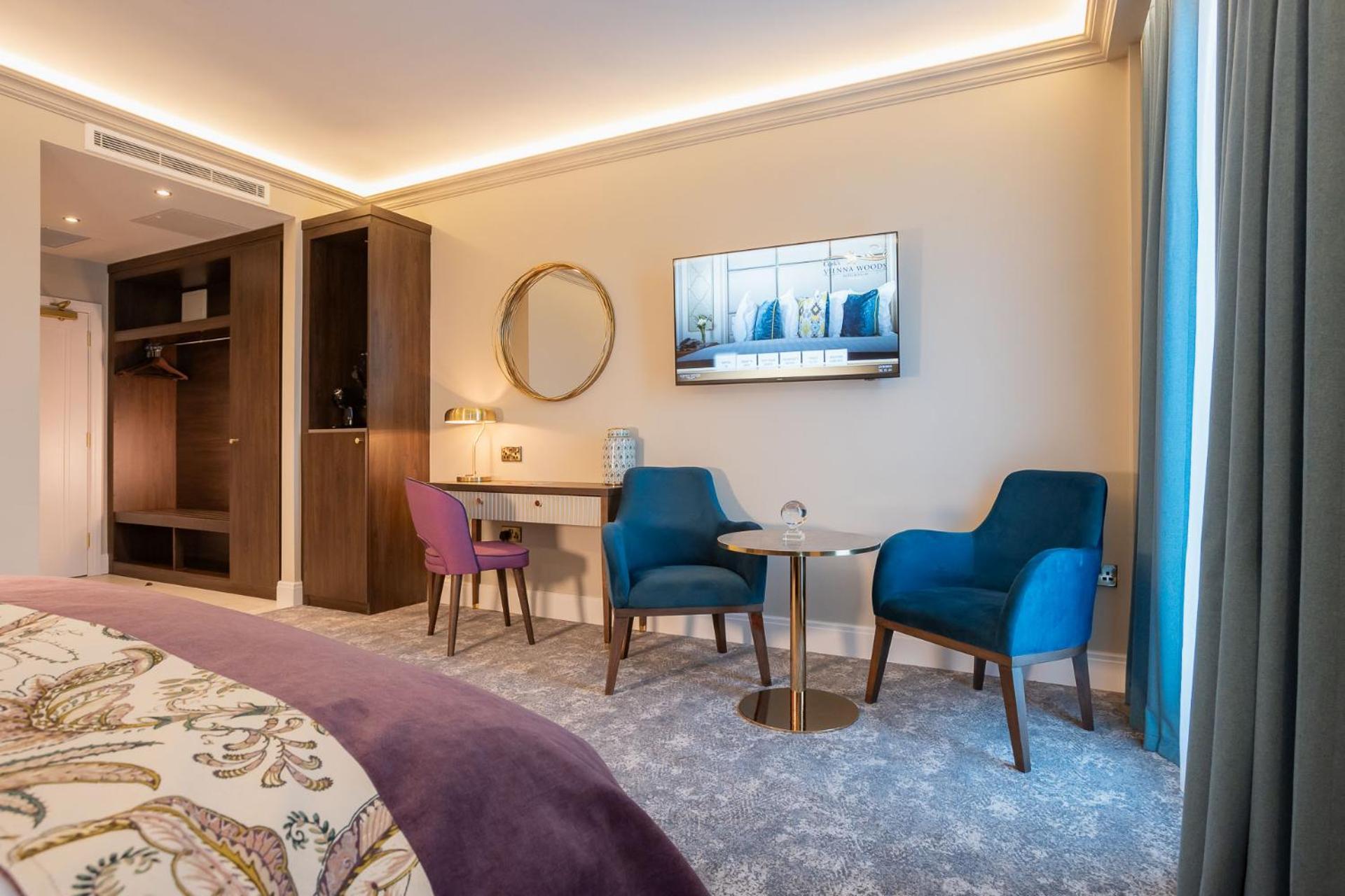 Cork's Vienna Woods Hotel & Villas Exteriör bild